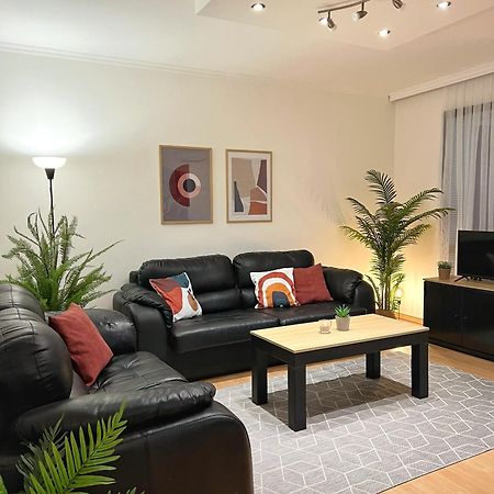 סקופיה Charming 2 Bedroom Apartment מראה חיצוני תמונה